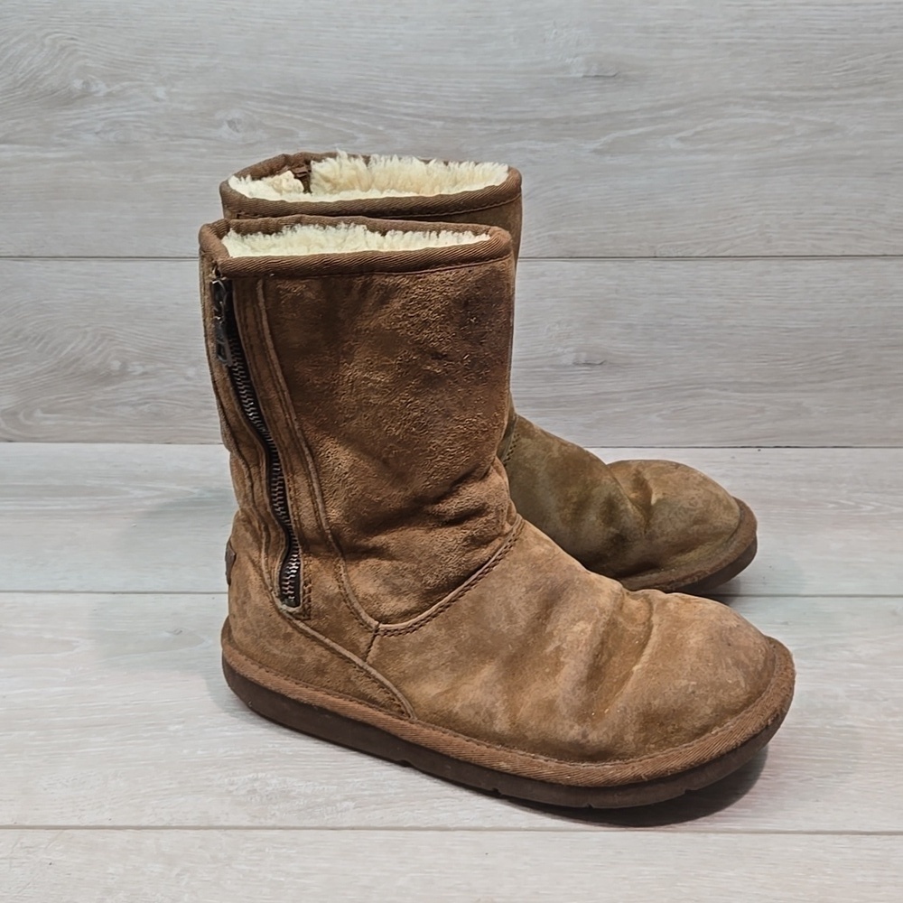 Ugg Australia Women Msyfair 5116 Suede Sheepskin Boots shoes sz 7